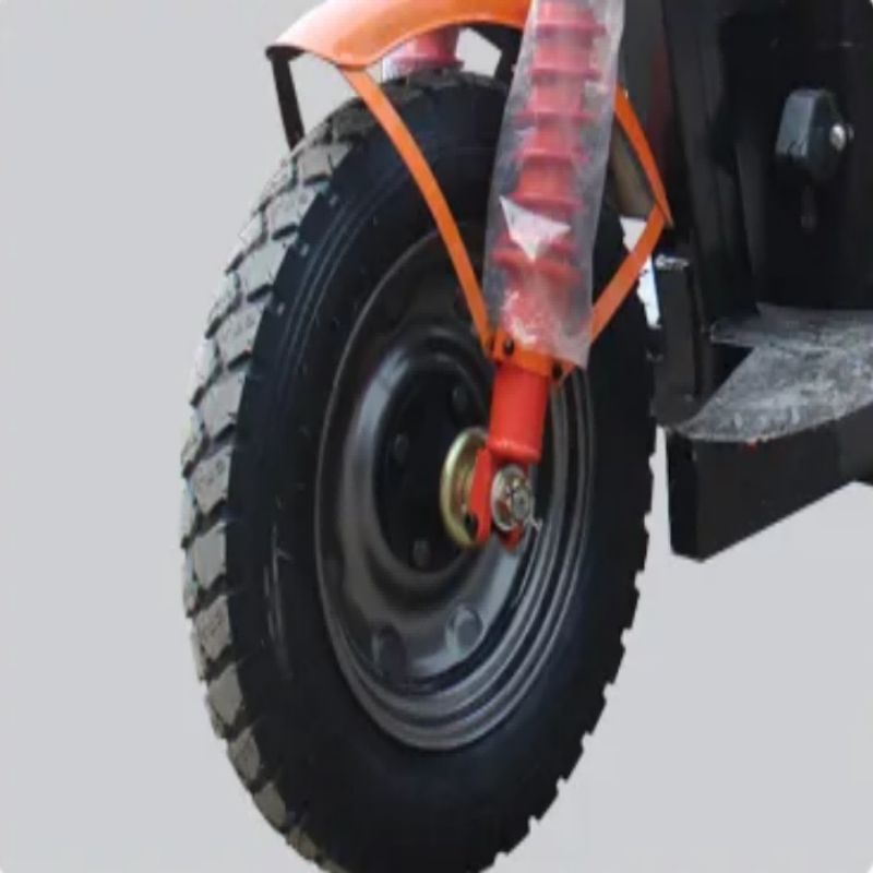 Detalhe do triciclo elétrico de transporte de concreto (1)